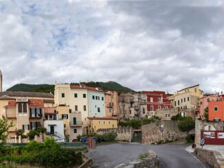Toirano-paesaggio panoramico